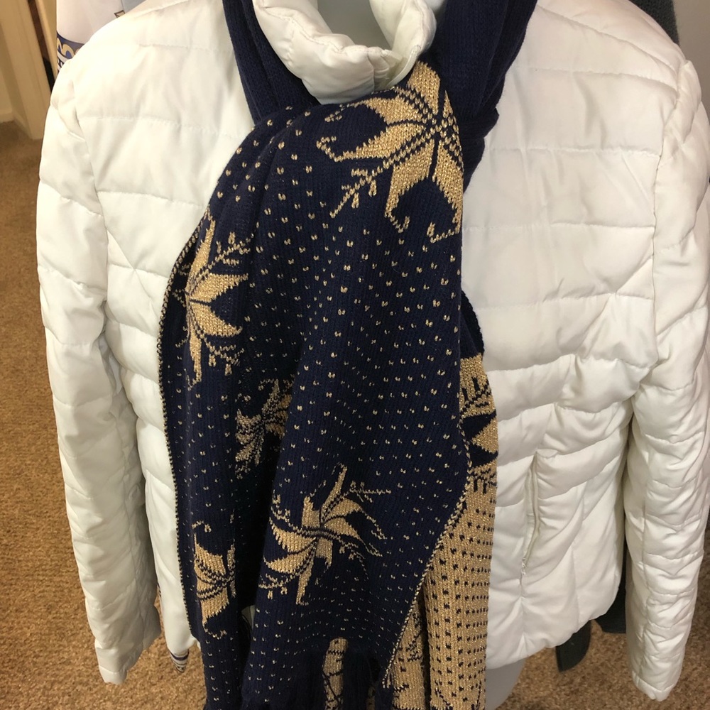 Snowflake Scarf
